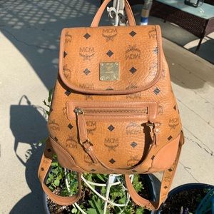 Small MCM leather backpack 🎒